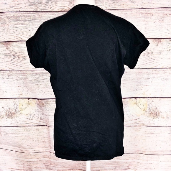 Luke and Whiskey Make Me Frisky T-shirt Size XXL - Picture 2 of 5